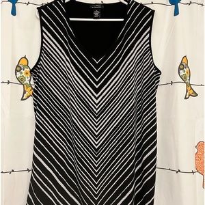 Black & White striped tank top - Catherines AnyWear brand 1X /18-20W